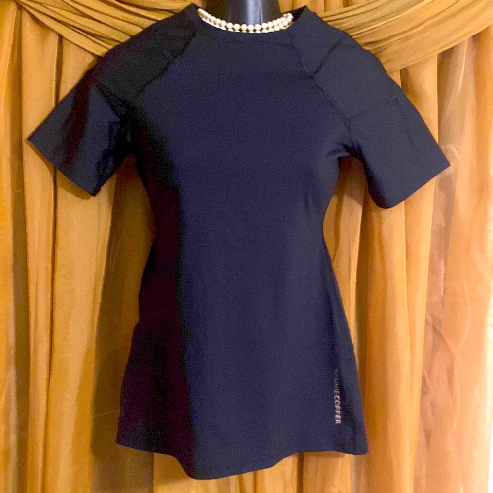 TOMMY COPPER (NWOT) Compression Top-Size Small